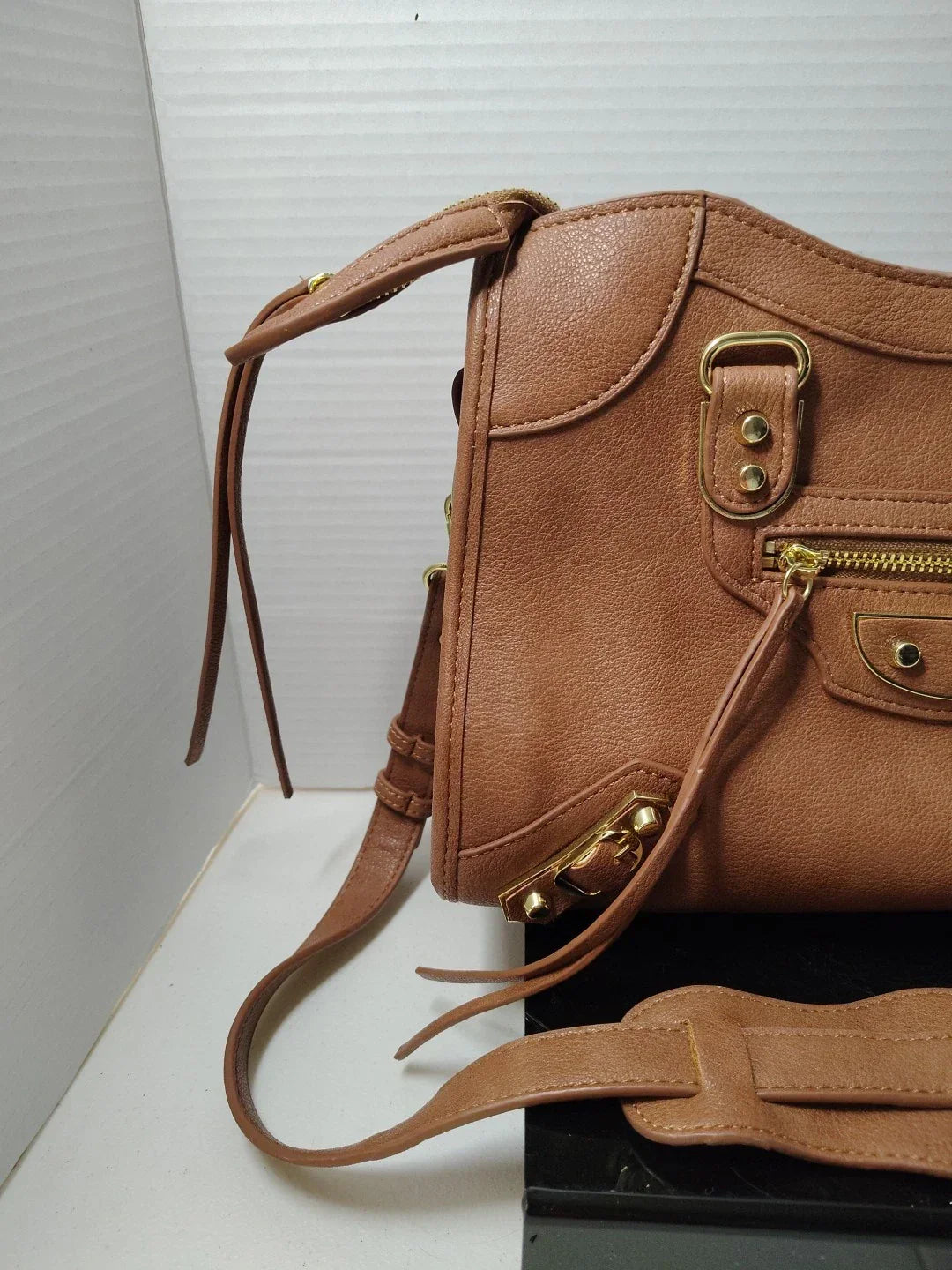 Balenciaga City Handbag Soft Brown Leather Missing Braided Handles Studded