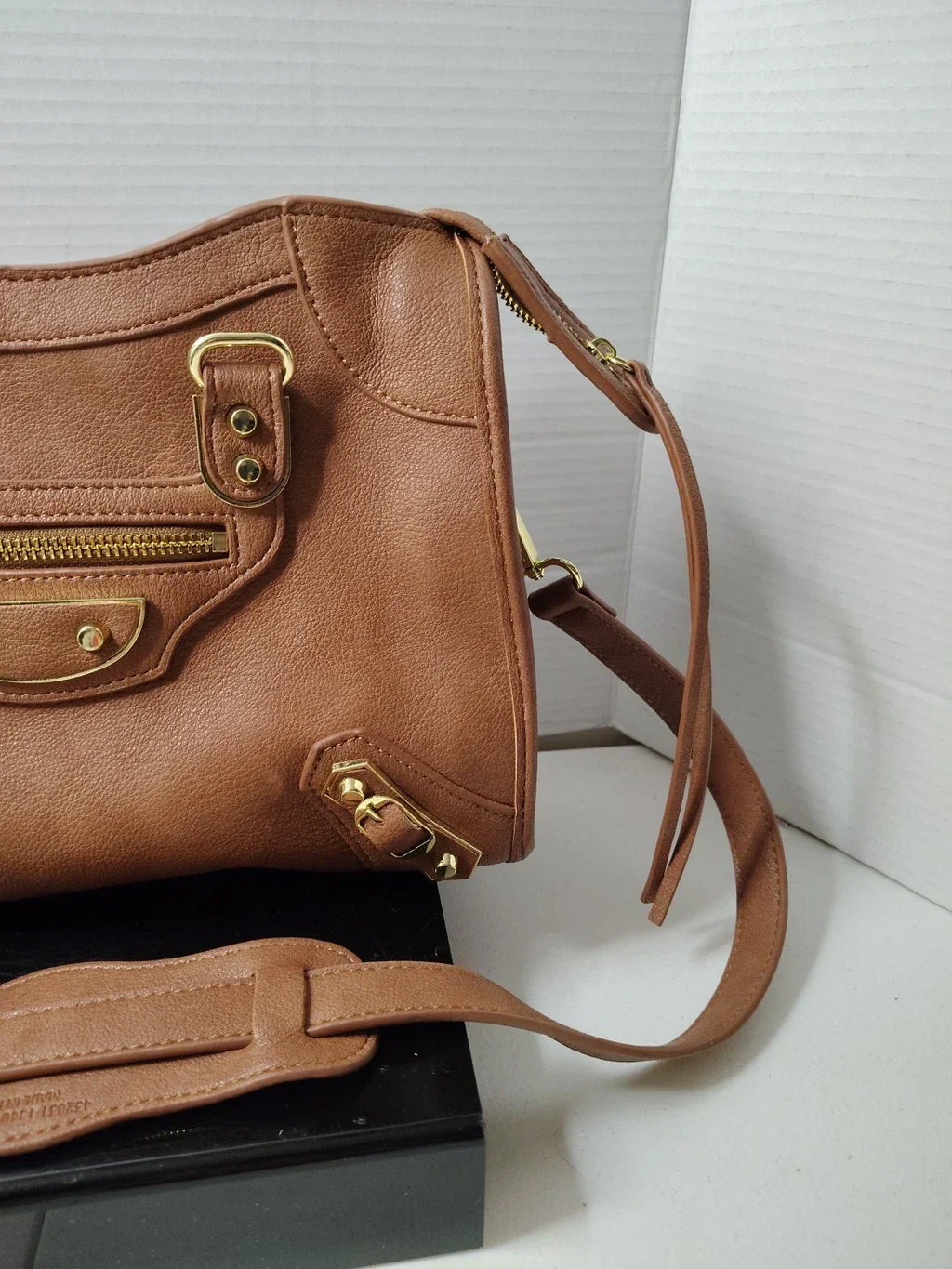 Balenciaga City Handbag Soft Brown Leather Missing Braided Handles Studded