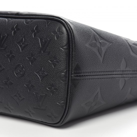 LOUIS VUITTON Empreinte Monogram Giant Neverfull MM Black